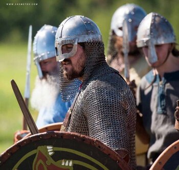 Sons of Fenrir Vikings will be in Didsbury battling and pillaging! Photo taken at Days of Yore 2017 by Alex Shemetov.